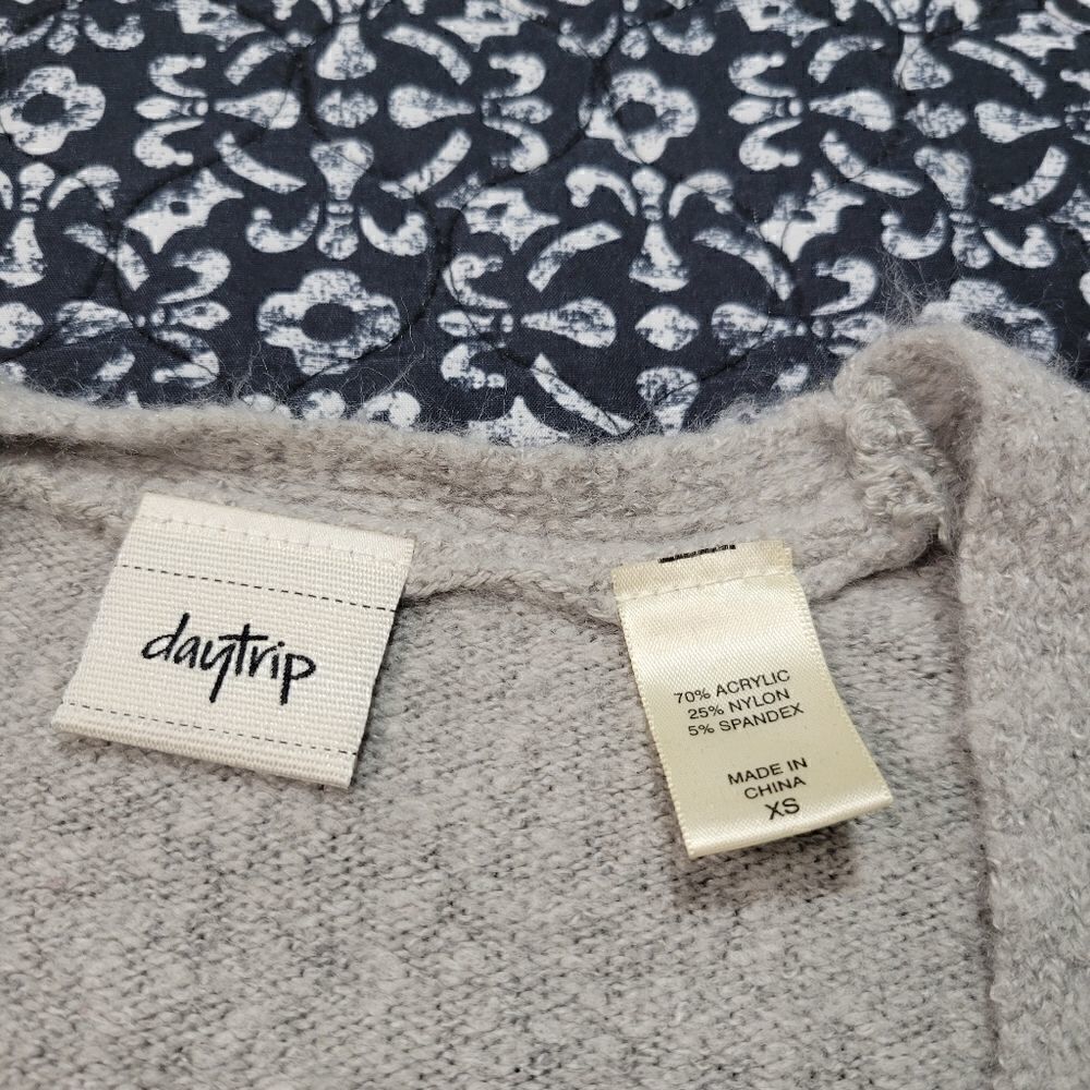 NWOT Daytrip Striped Color Block Butter Soft Fuzzy Casual Comfy Long Cardigan - Picture 4 of 5